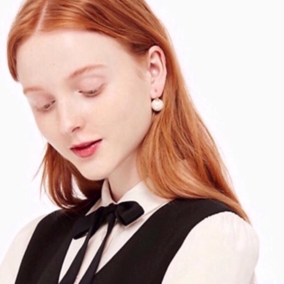 KATE SPADE • Shine On Pearl Drop Earrings - Picture 2 of 4